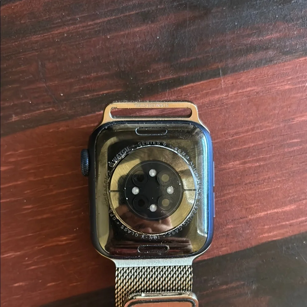 Blue Series 6 — 40 MM Apple Watch w/ Gold chained band. - Picture 2 of 4